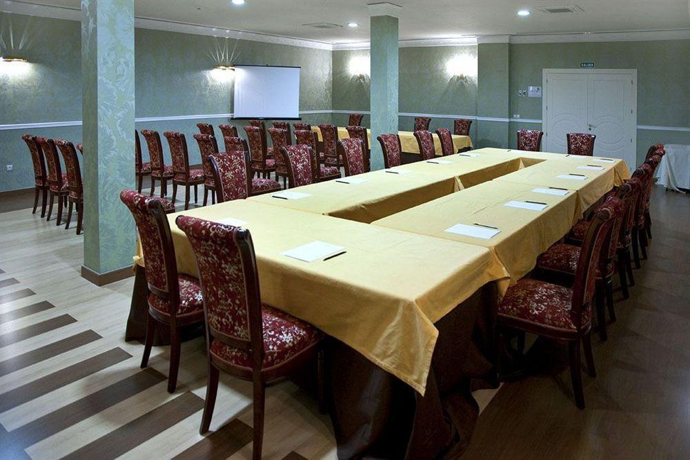 Hotel Santa Isabel Albacete Eksteriør bilde